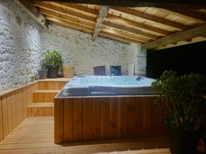 Adorable gîte avec jacuzzi privatif